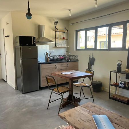 Apartament Studio Dans Les Alpilles Fontvieille Zewnętrze zdjęcie