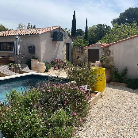 Apartament Studio Dans Les Alpilles Fontvieille Zewnętrze zdjęcie