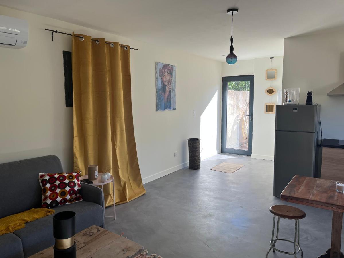 Apartament Studio Dans Les Alpilles Fontvieille Zewnętrze zdjęcie
